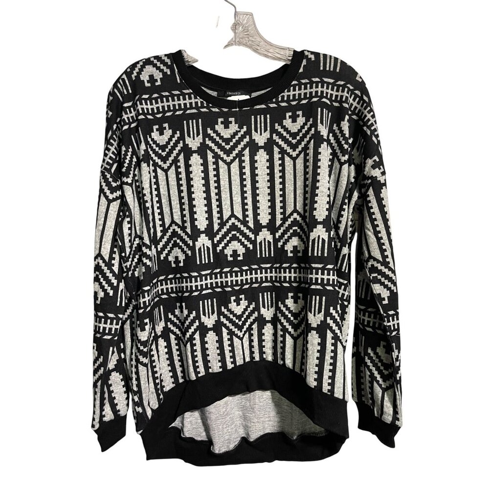 Forever 21 Womens Long Sleeve Knit Top Heather Grey/Black Tribal Pattern Small